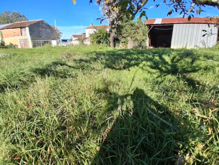 vente terrain 732 m² à la gripperie-saint-symphorien (17620)  47 000 €