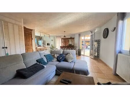 maison traditionnelle de 108 m² à sillans