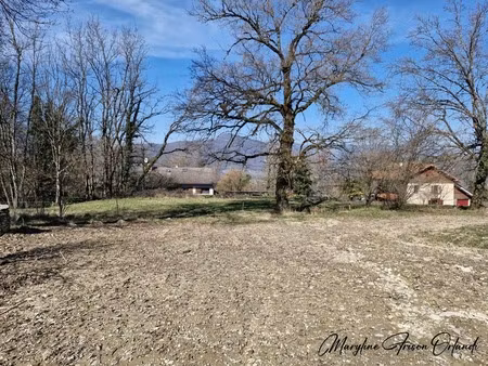 terrain plat  grésy-sur-aix