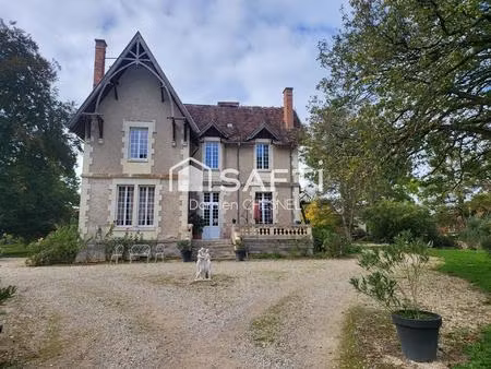 magnifique manoir rénové avec dépendances et parc arboré à 10 min de saint-amand-montrond