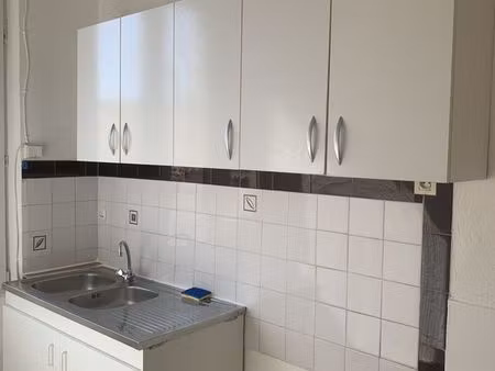 studio 1 pièce 26 m²