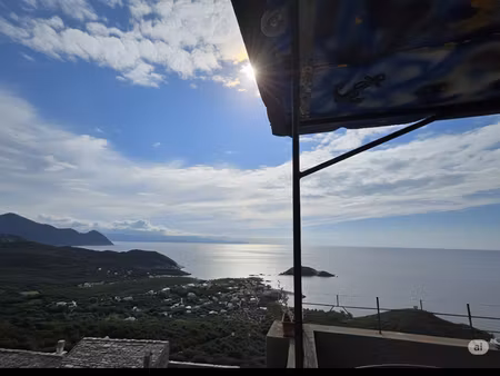 a vendre centuri !maison 6 pièces de caractère en pierre avec tour  vue mer