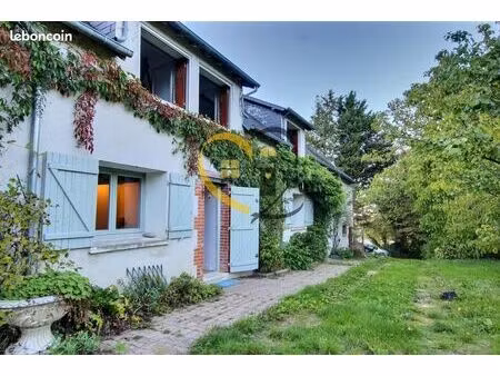 longère 8 pièces 212 m²