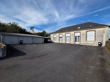 vente immeuble à maché (85190) : à vendre / 172m² maché