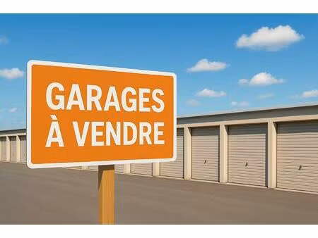 9 garages box fermés