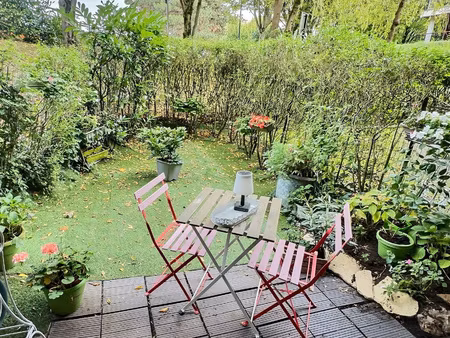 residence de standing - jardin - proche toutes commodites