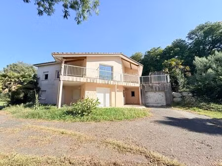 opportunité raté ! immeuble de 2 logements + grand terrain