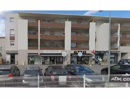 vente commerce morieres les avignon 56 m²
