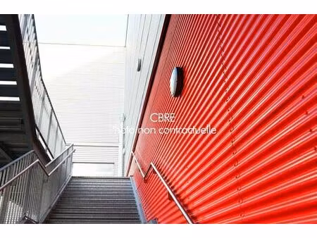 location entrepôt / local d'activités lodeve 15 380 m²