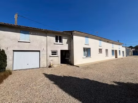 vente maison 6 pièces 113 m² à matha (17160)  135 000 €