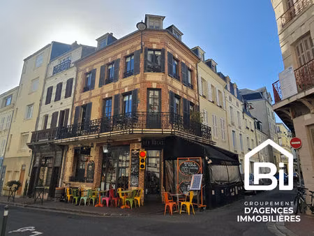 trouville sur mer - immeuble (logements et murs commerciaux) en bord de mer