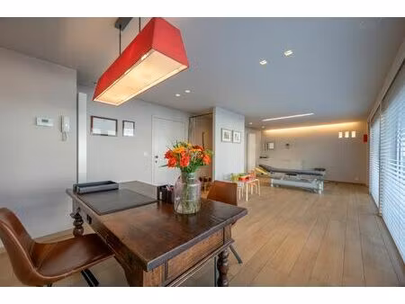 zeer mooie handelsruimte op centrale ligging!