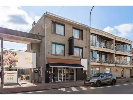 commercieel glv met 3-slpk woonst op toplocatie in centrum