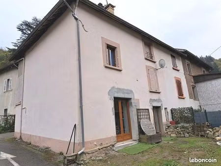 appartement 6 pièces 105 m²