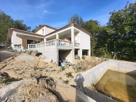 maison 5 pièces - 170 m²