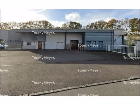 local d'activites a louer