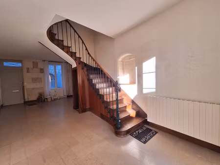 location maison 6 pièces 136m² angouleme 16000