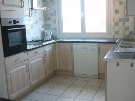 location maison 6 pièces 74m²