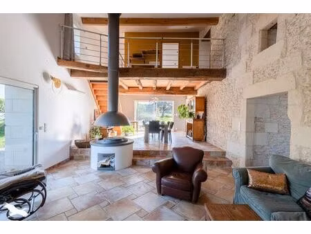 vente maison 7 pièces 201 m² chermignac (17460)