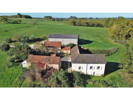 corps de ferme coly saint amand 5 pièce(s)