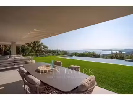 maison de 6 pièces de luxe en location à roquebrune-sur-argens  france
