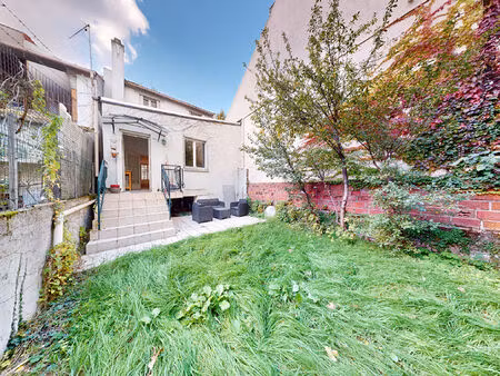 vente maison 6 pièces  180.00m²  montreuil