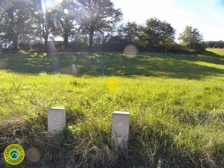 terrain a batir/sortie de villageag