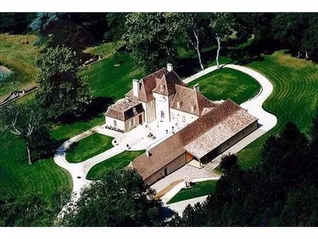 maison de 10 pièces de luxe en vente à pressignac-vicq  france