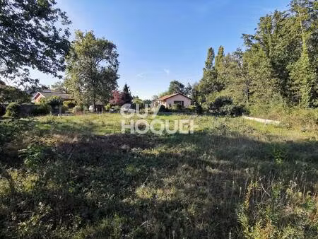 terrain à bâtir de 521 m2 au calme