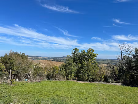 a 20 minutes de villeneuve sur lot  sur la commune de monclar  terrain constructible d'env