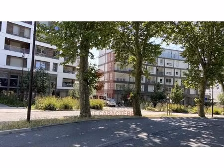 avon gare plateaux a usage de bureau de 240 m² à 340 m² livres bruts avec 6 places de park