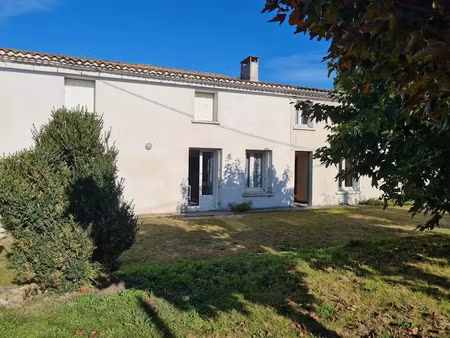 vente propriété 12 pièces 316.46 m² à semussac (17120)  343 350 €