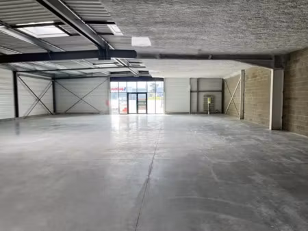 location commerce la teste de buch 33260