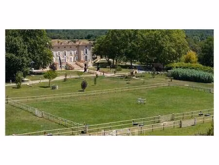 maison avec jardin et terrasse salernes (83)