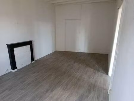 location maison à maze (49630) : à louer / 96m² maze