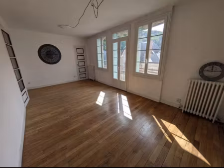 vente appartement 4 pièces 81 m² à figeac (46100)  119 000 €