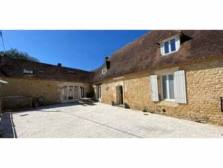 maison avec piscine et terrasse trémolat (24)