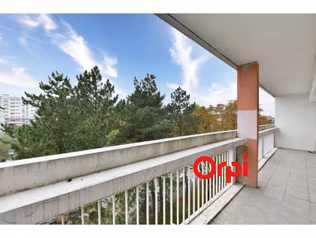 vente appartement 3 pièces 72 m² à pierre-benite (69310)  169 000 €