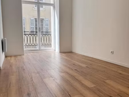 location appartement 3 pièces 83 m² à mazamet (81200)