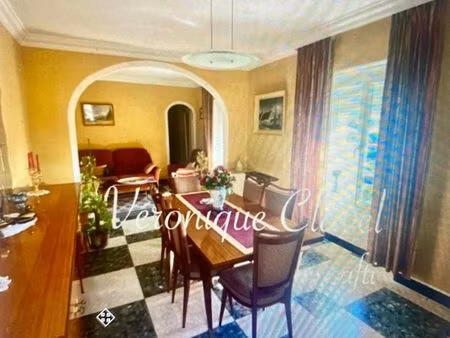 appartement 5 pièces 81 m²