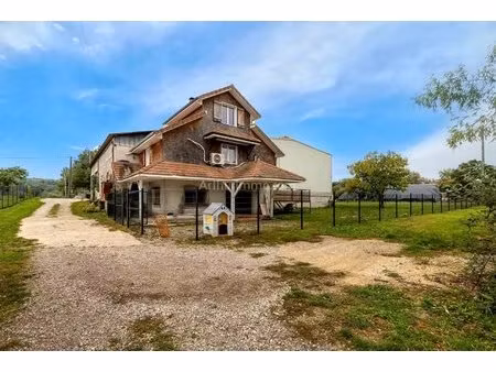 maison 140 m² 3 chambres + entrepôts 500 m²