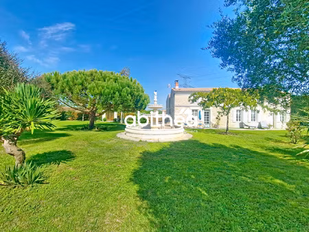 ensemble immobilier | charentaise rénovée | 300 + 38 m2 | 15