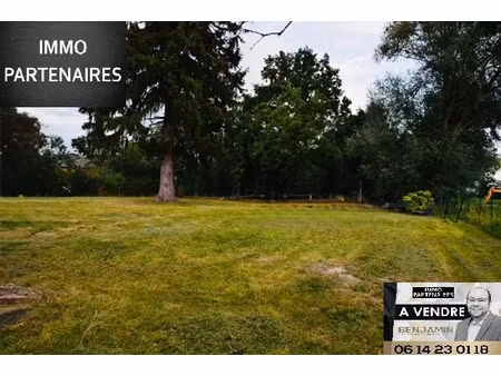 vente terrain 1728 m² à vendat (03110)  92 500 €