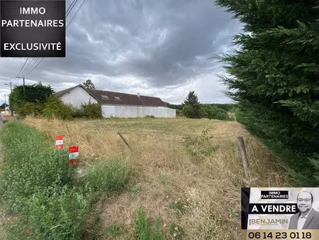 vente terrain à saint-rémy-en-rollat (03110)  142 500 €