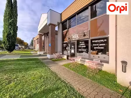 vente locaux professionnels à voisins-le-bretonneux (78960)  nan €