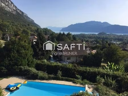 demeure avec 10 pièces et une piscine