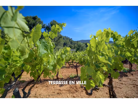 propriete 1 8ha - maison 180m2 - piscine - 649 000eur