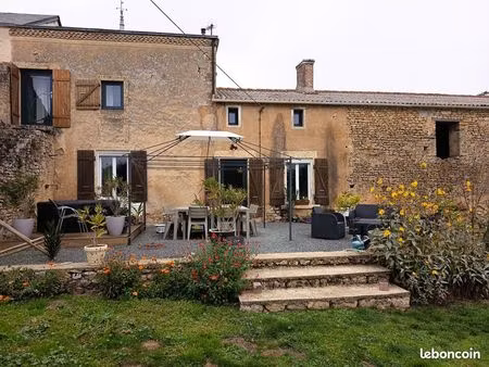 ? maison à la campagne – limite vienne 86