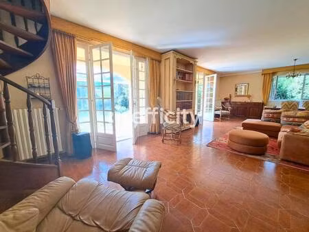 maison de ville à vendre