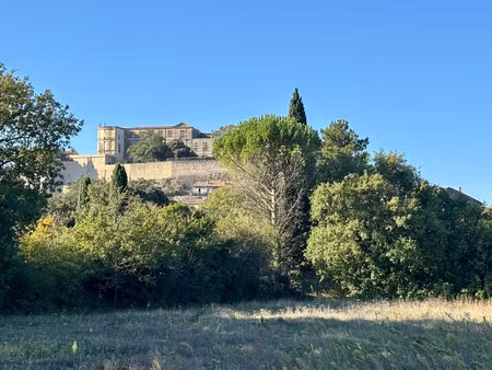 grignan  rare ! terrain à batir de 4324m2.***sous compromis*